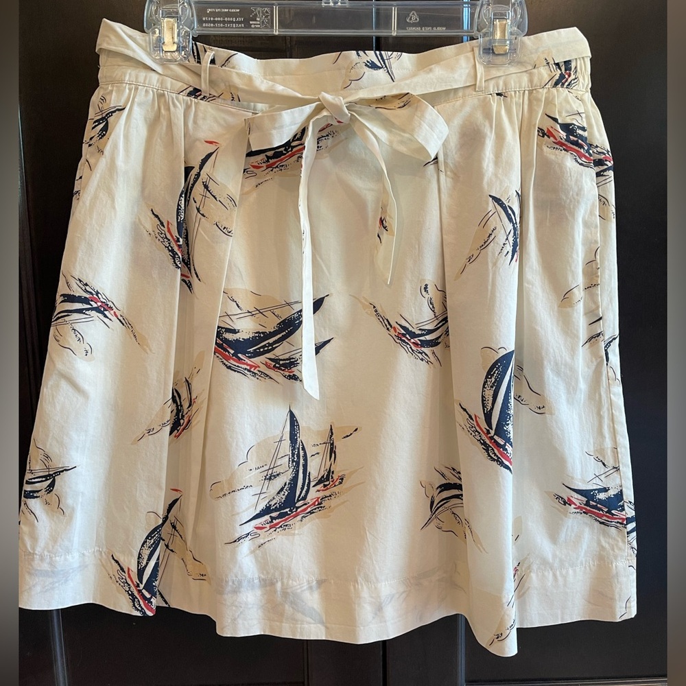 L.L. Bean Signature A-line Mini Skirt with Pockets and Navy & Red Sailboat Print